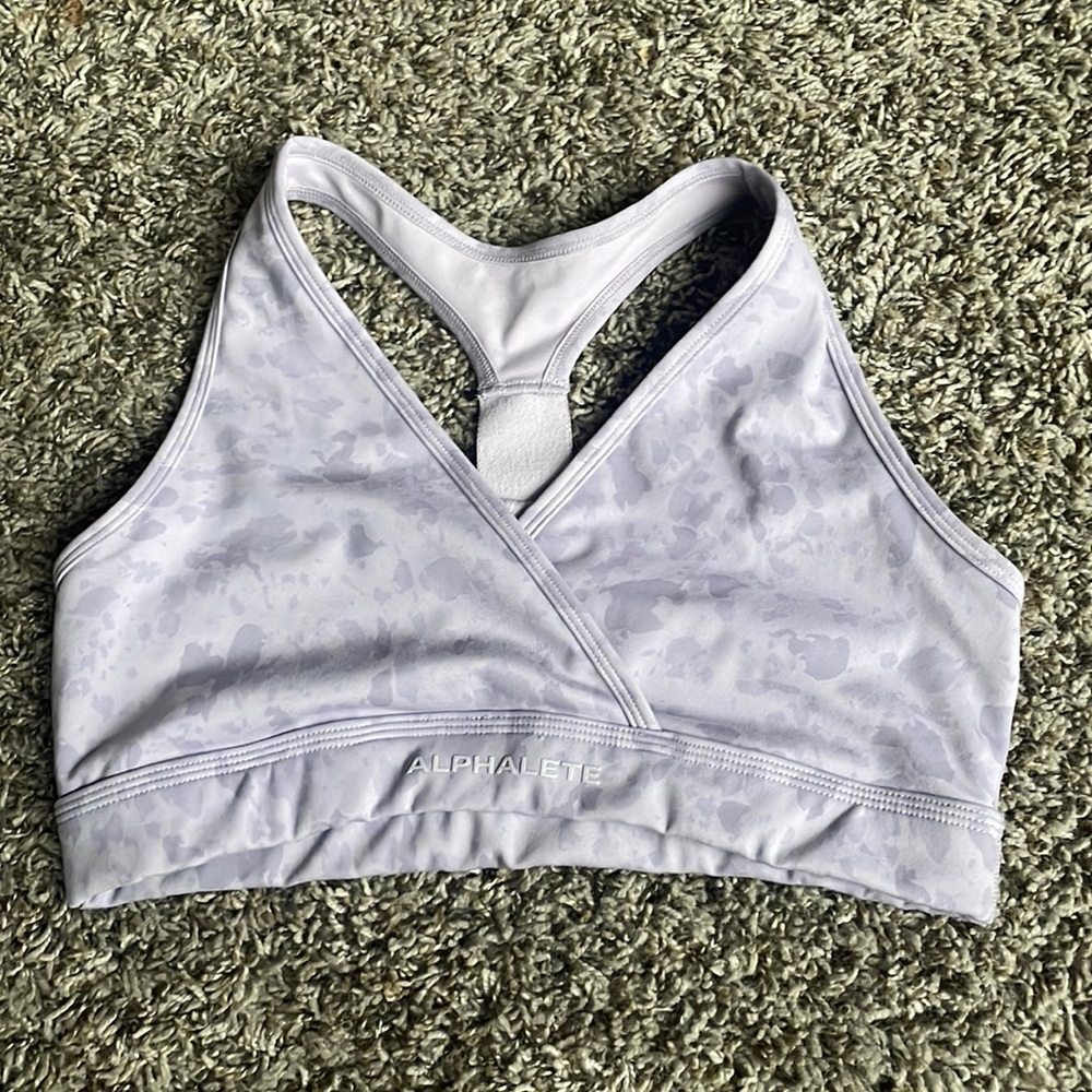 Alphalete pebble bra